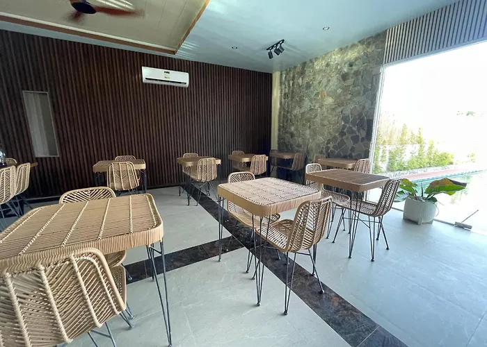 The South Hideaway Oslob Hotel 3*